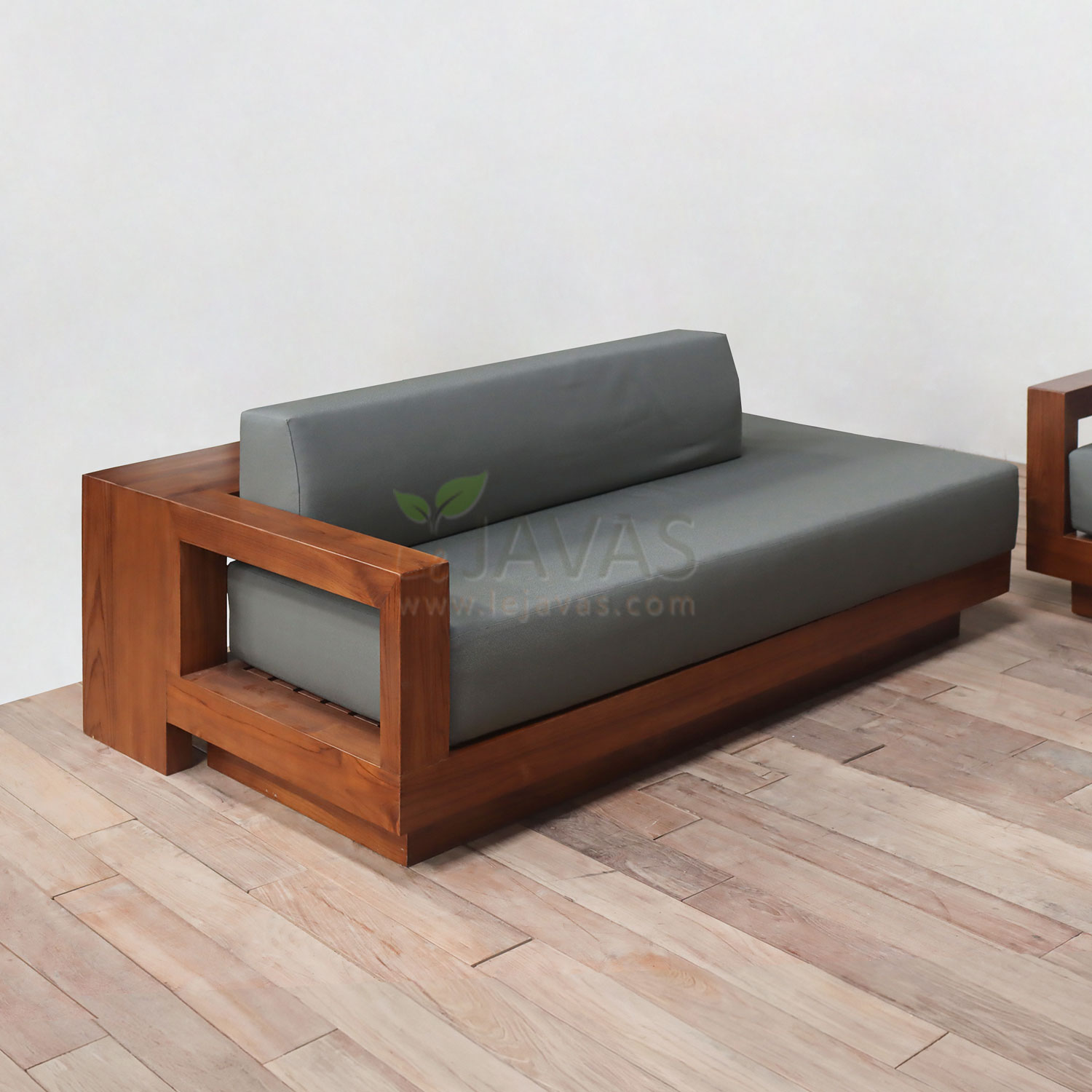 Zoe Sofa Outdoor + Console, 182 x 110 x 57 cm, Walnut Treatment